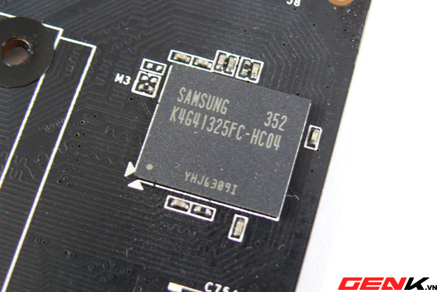 Chip nhớ do Samsung sản xuất
